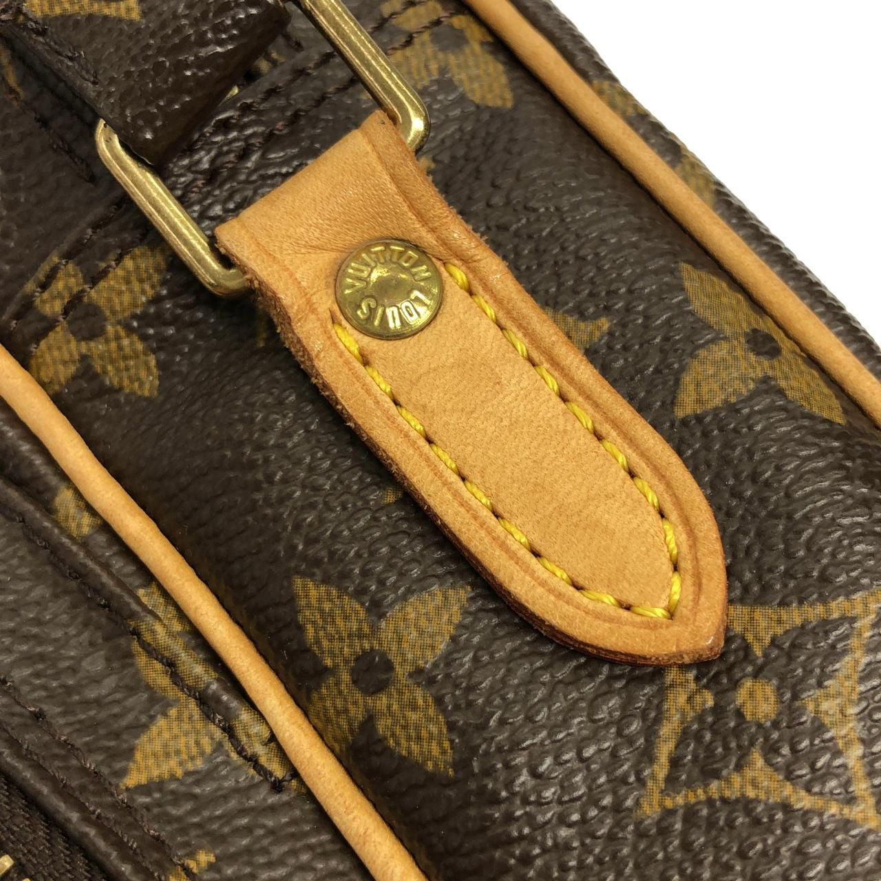 Louis Vuitton Monogram Amazon Shoulder — view 8