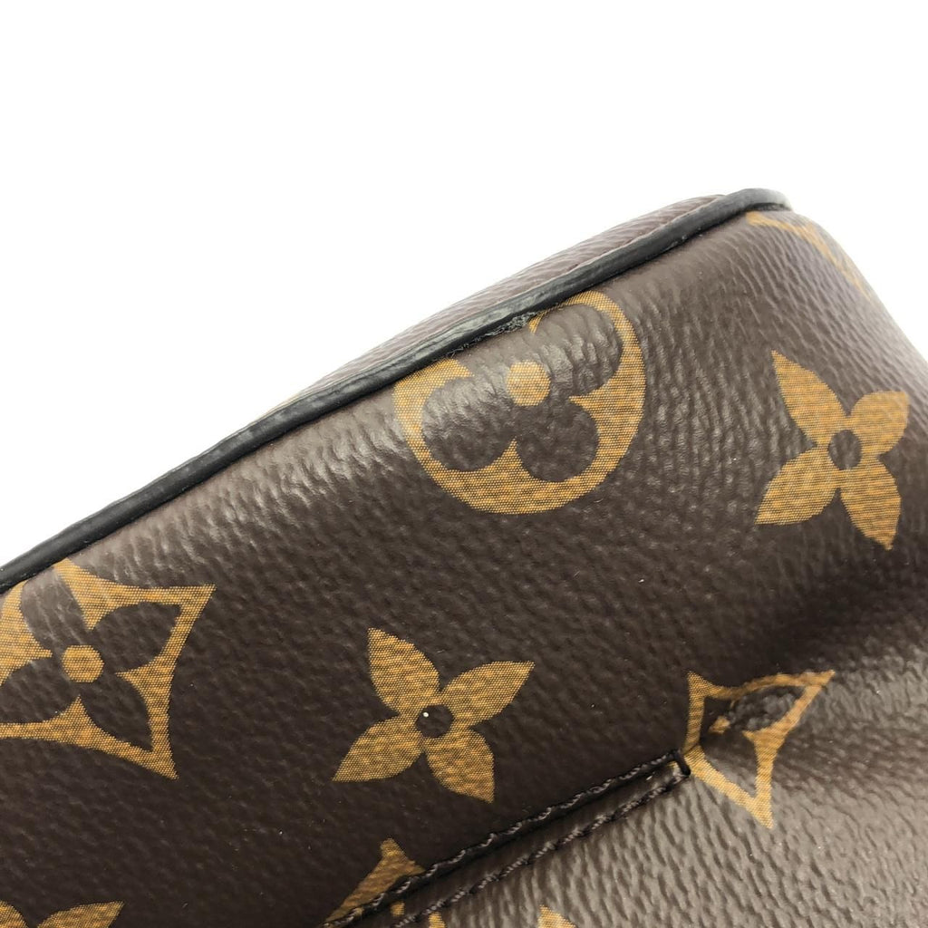 Louis Vuitton Monogram Chain It PM — view 3