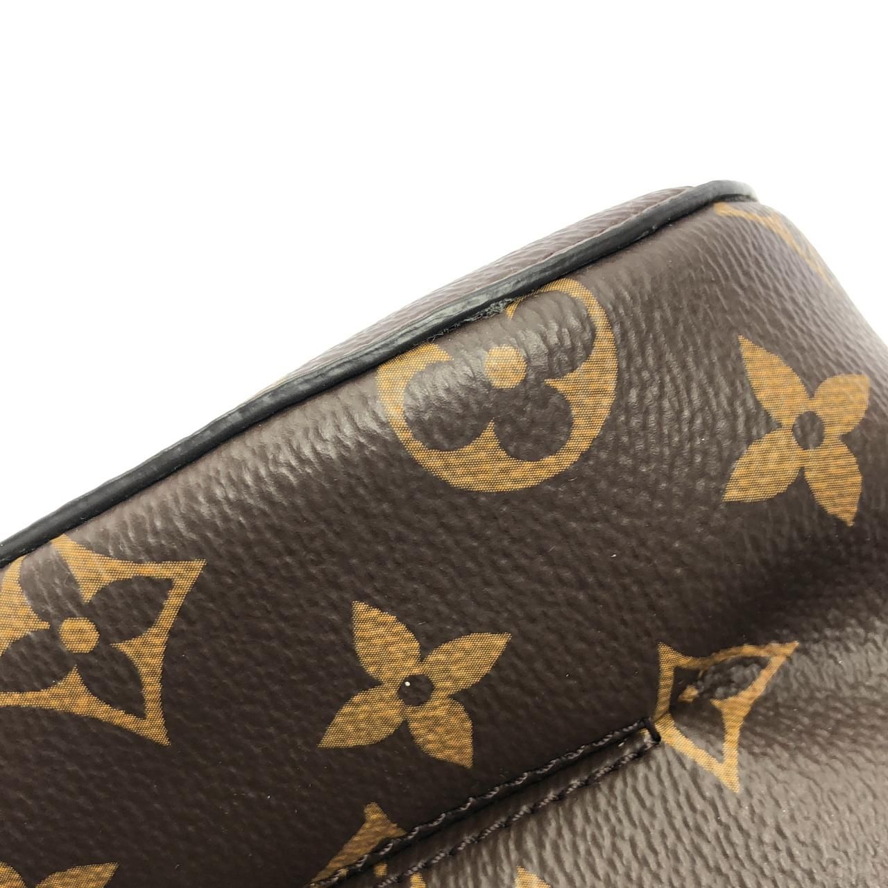Louis Vuitton Monogram Chain It PM — view 3