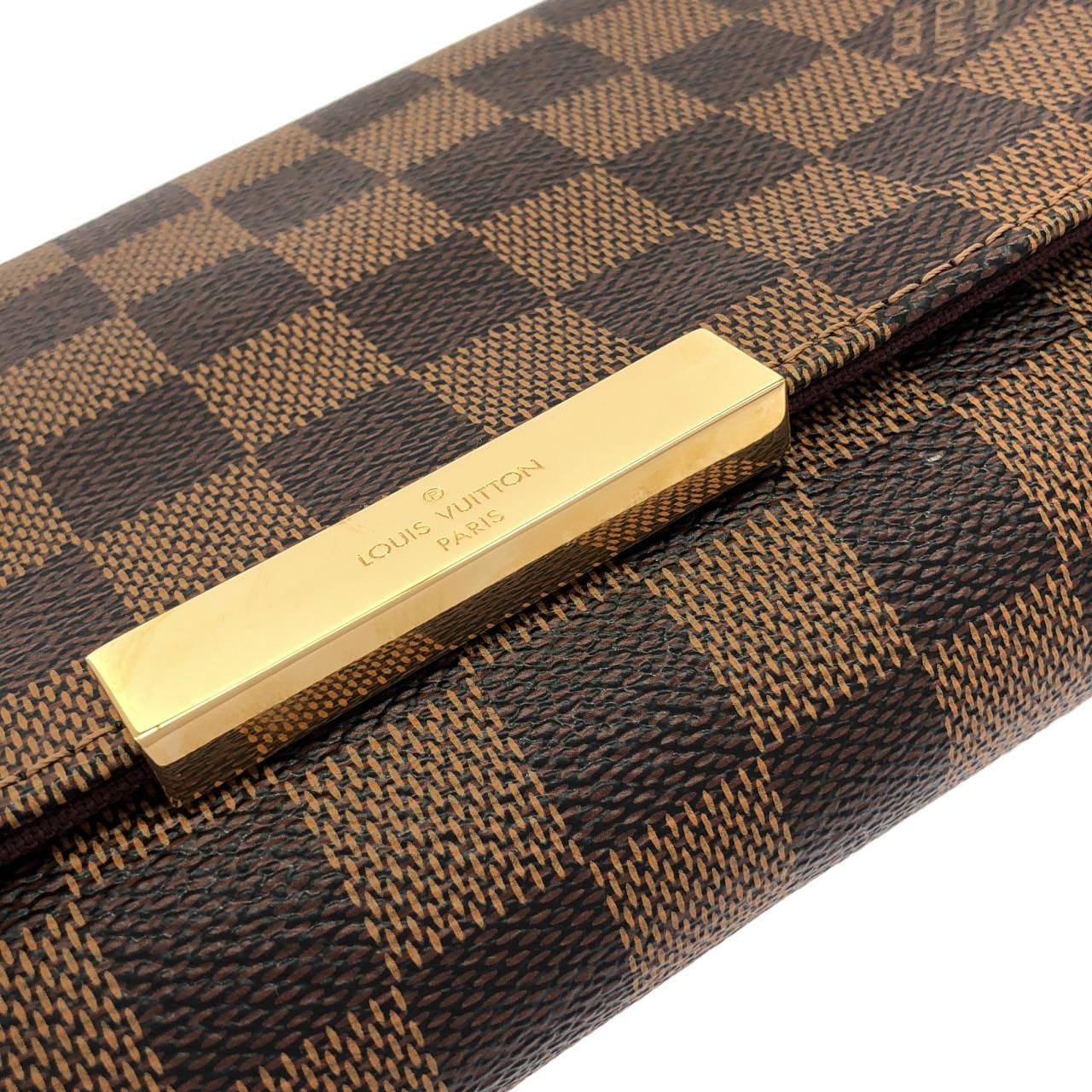 Louis Vuitton Damier Favorite PM Shoulder — view 4