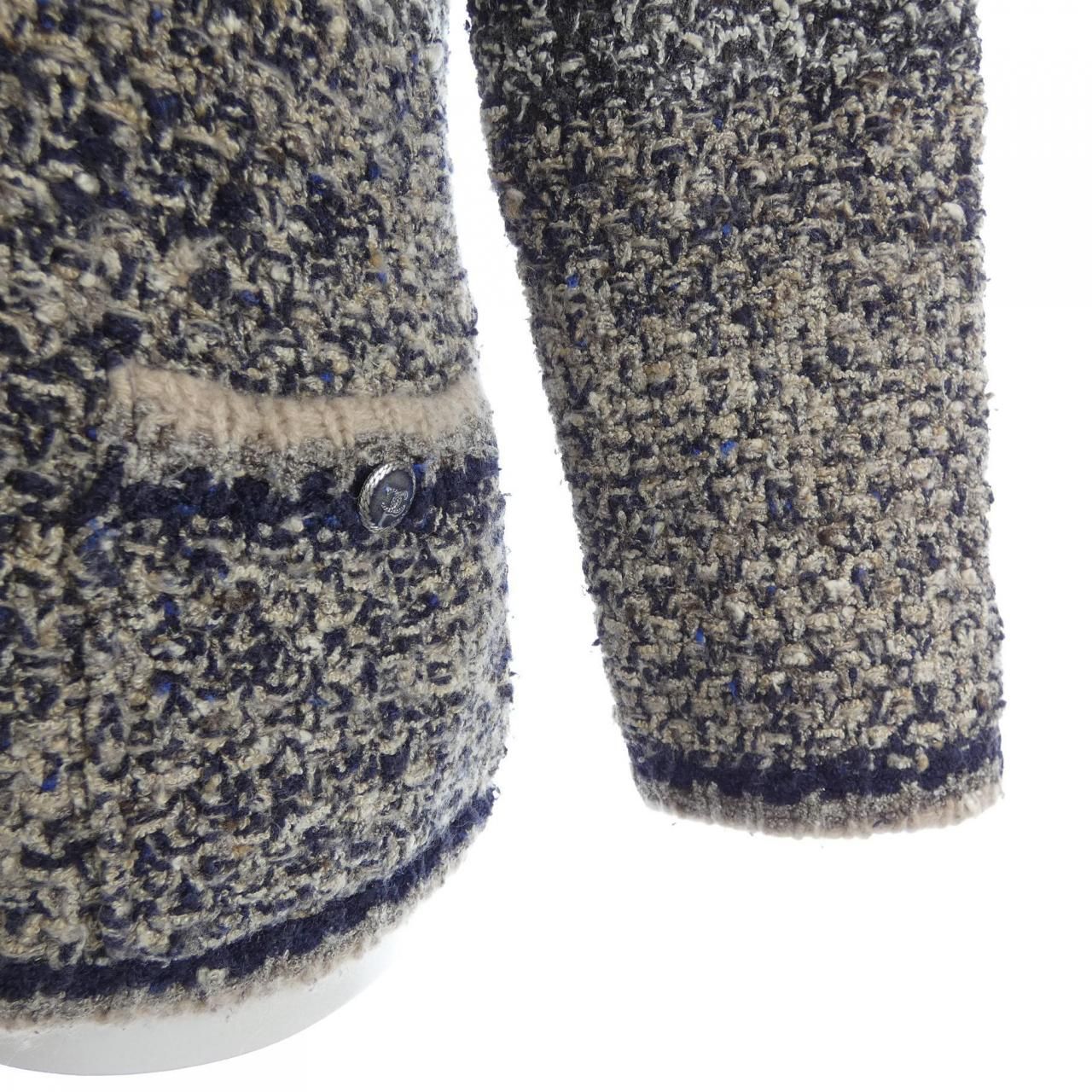 Chanel Cardigan Beige — view 6