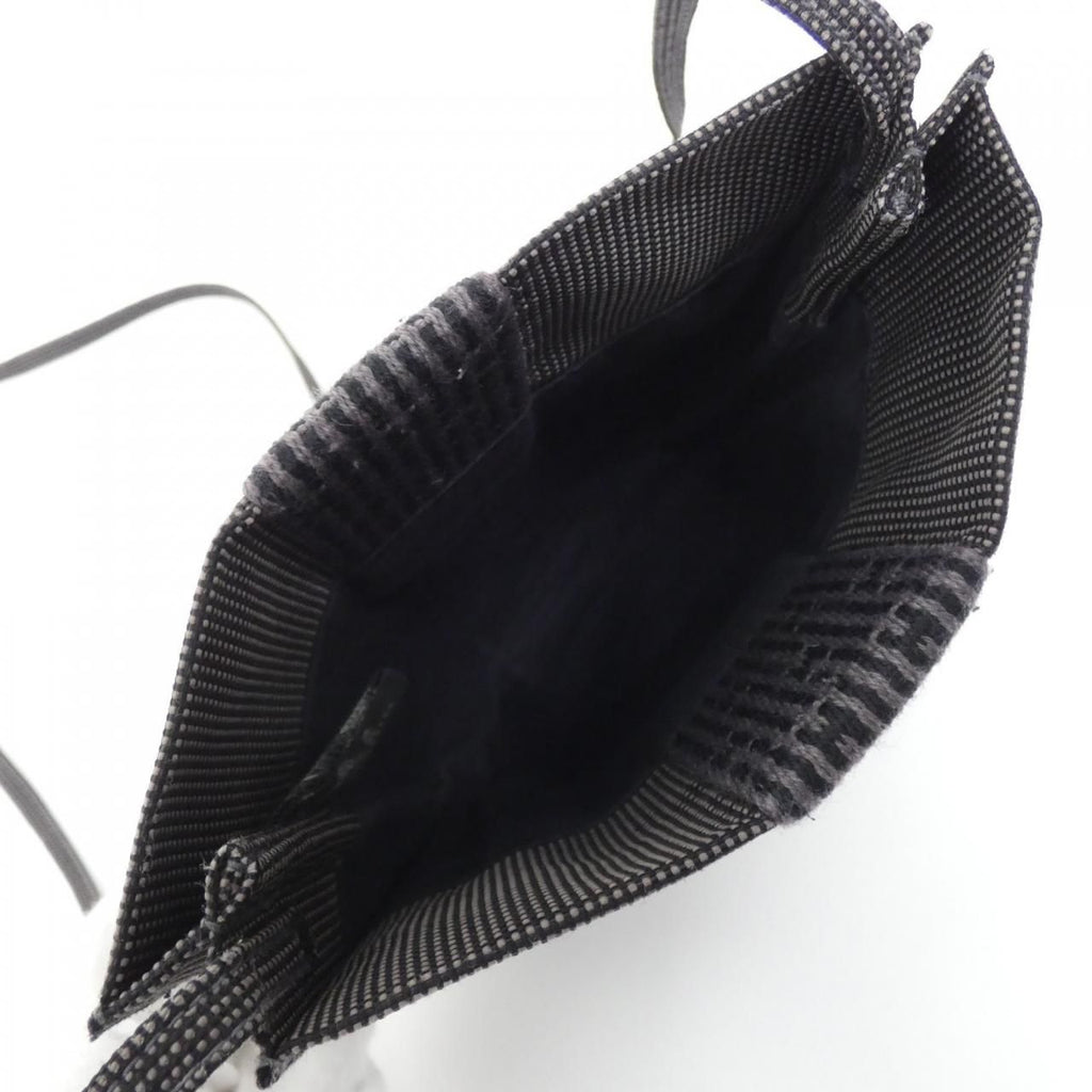 Hermes Her Line Pochette Shoulder — view 4