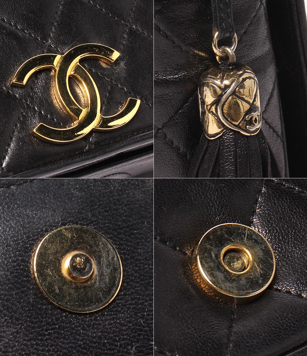 Chanel Shoulder Bag Crossbody Gold — view 6