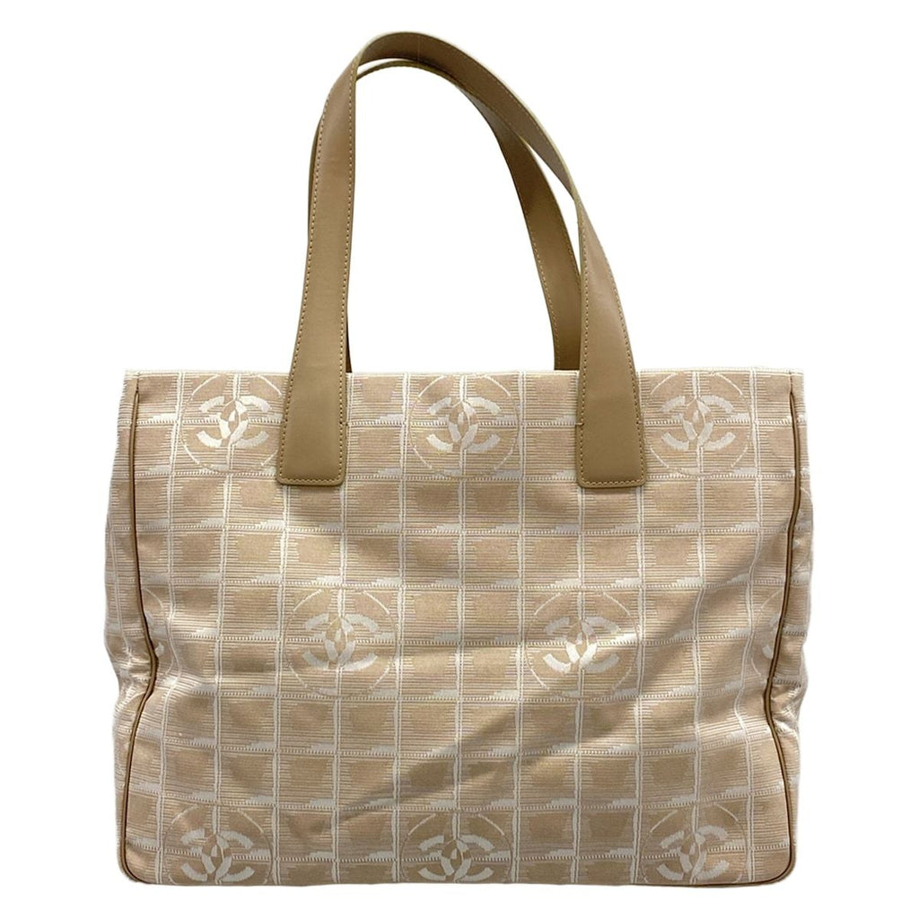 Chanel Tote New Travel Line MM Beige White Leather — view 3