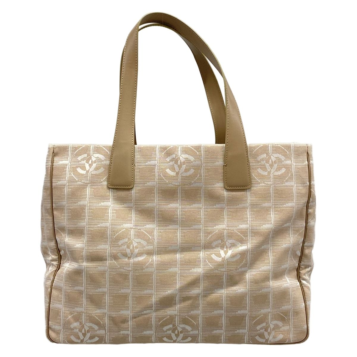 Chanel Tote New Travel Line MM Beige White Leather — view 3