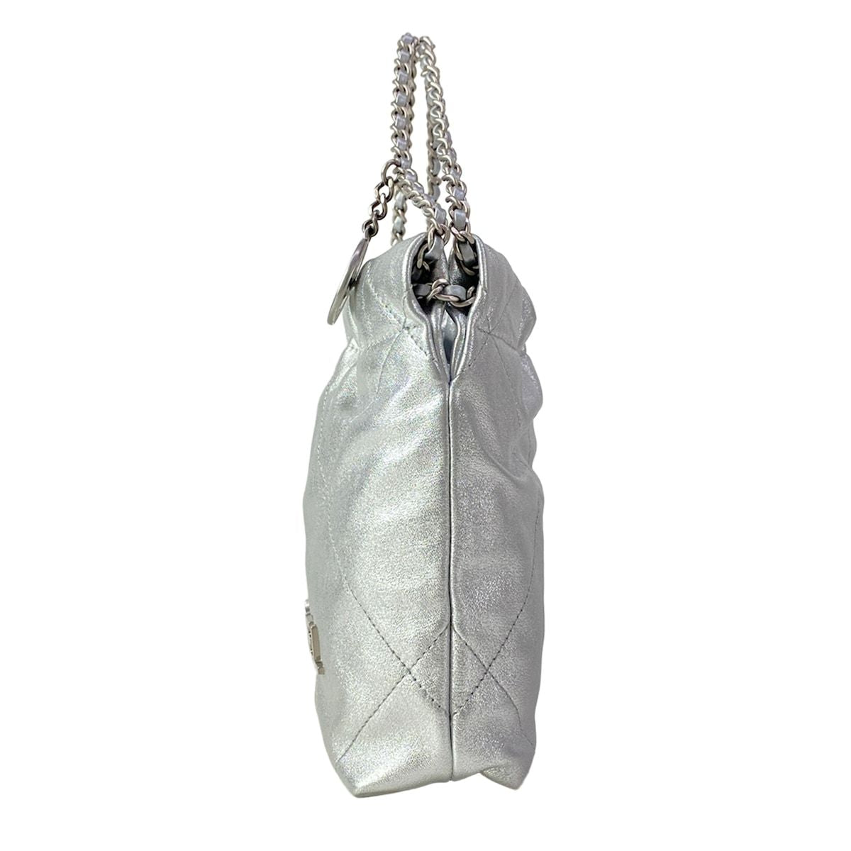 Chanel Handbag 22 Mini Silver Lambskin — view 4