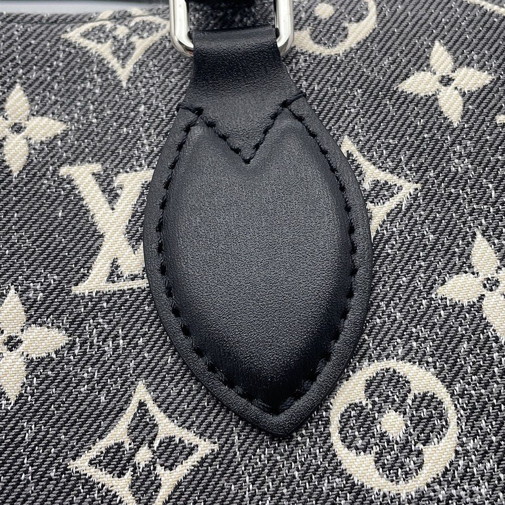 Louis Vuitton Tote Monogram Jacquard Denim On The Go MM — view 7