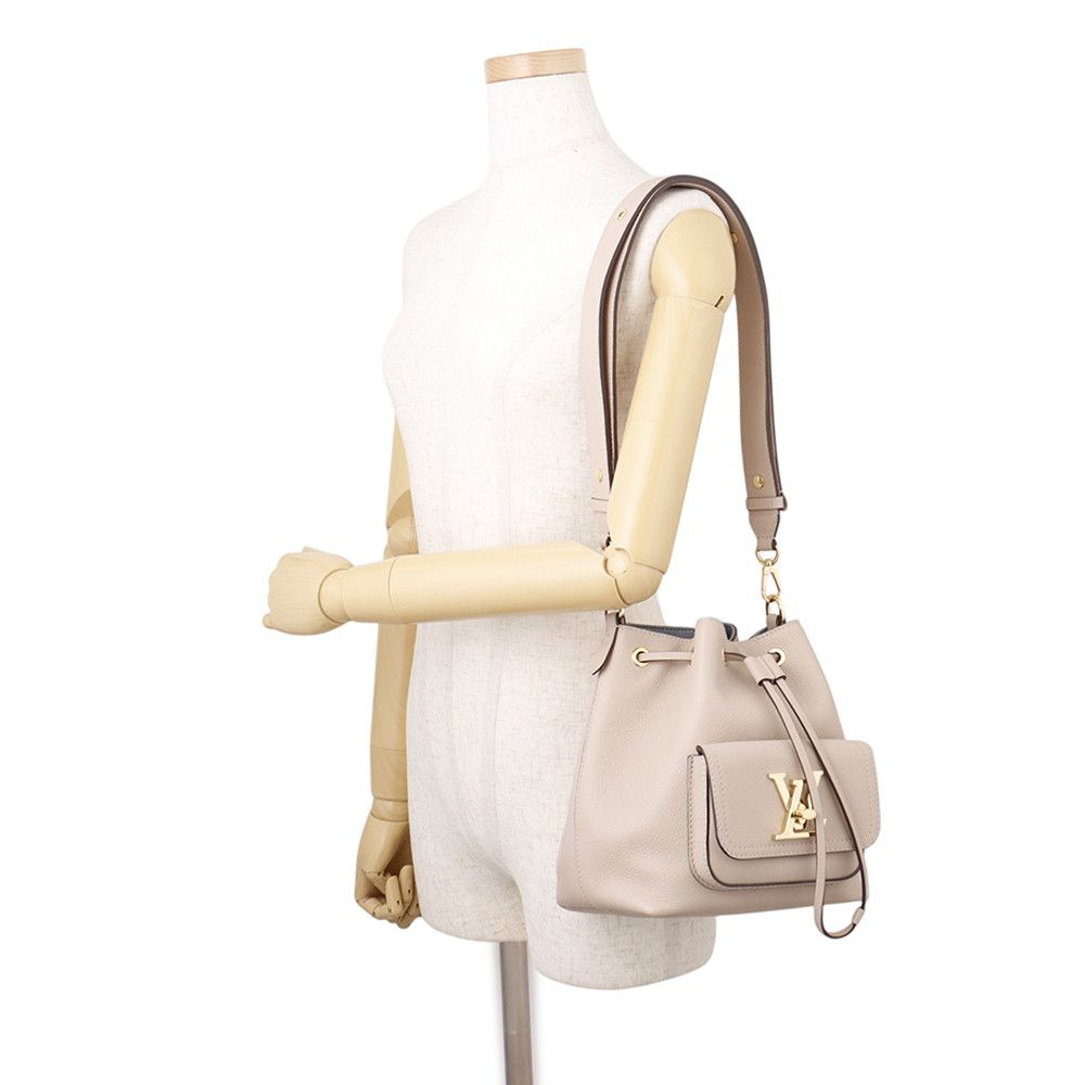 Louis Vuitton Shoulder Bag Leather Lockme Bucket NV 3way — view 5