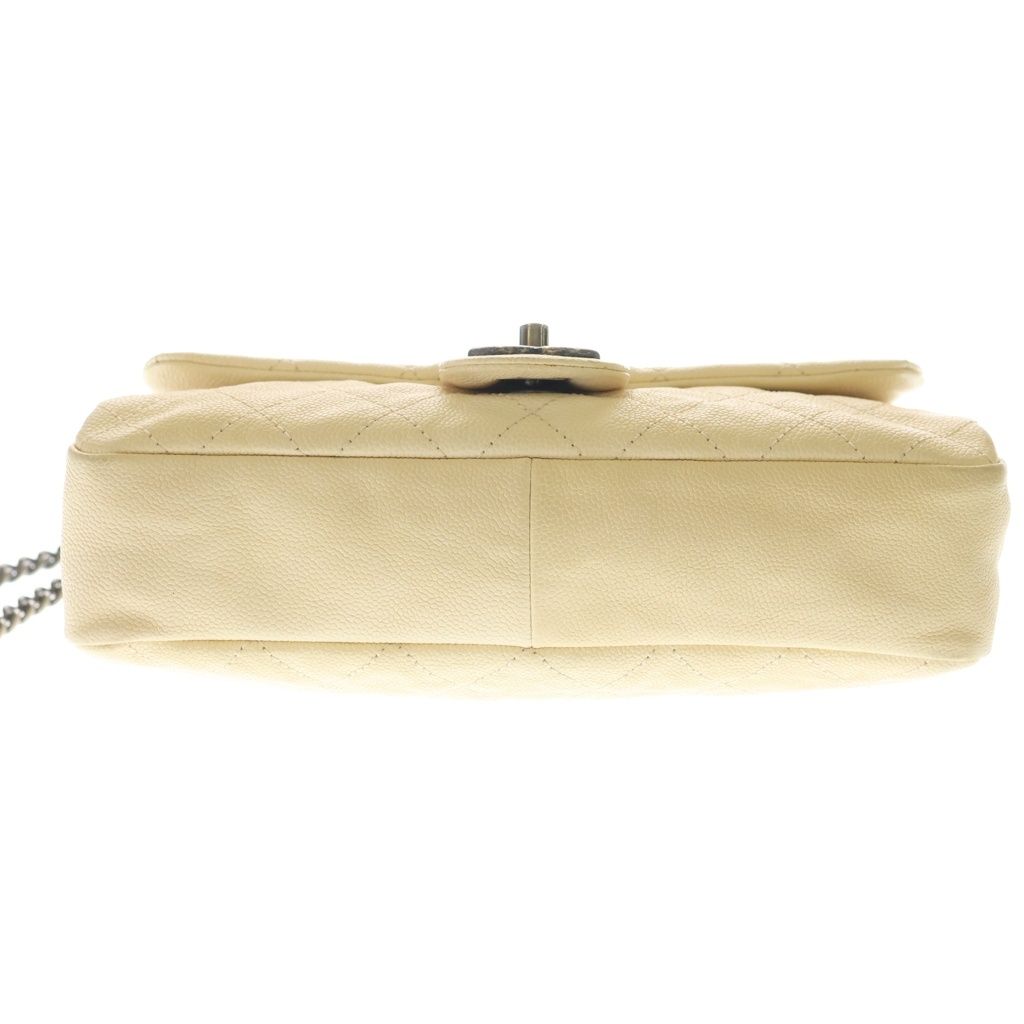 Chanel Quilted in the Mix Chain Shoulder Bag Beige Caviar Leather — view 4