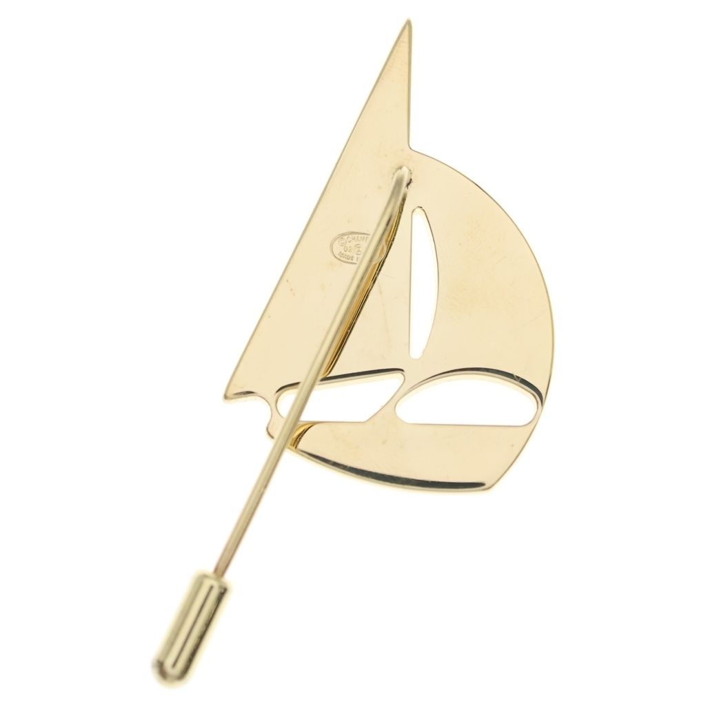 Chanel CC Logo Yacht Pin Badge Brooch Gold — view 2