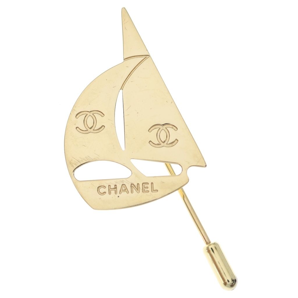 Chanel CC Logo Yacht Pin Badge Brooch Gold