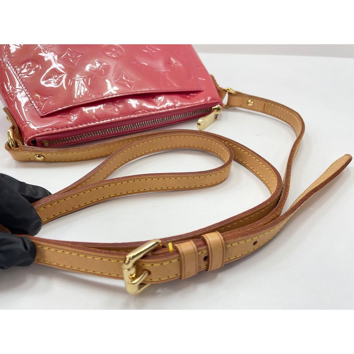 Louis Vuitton Shoulder Bag Vernis Minna Street — view 8