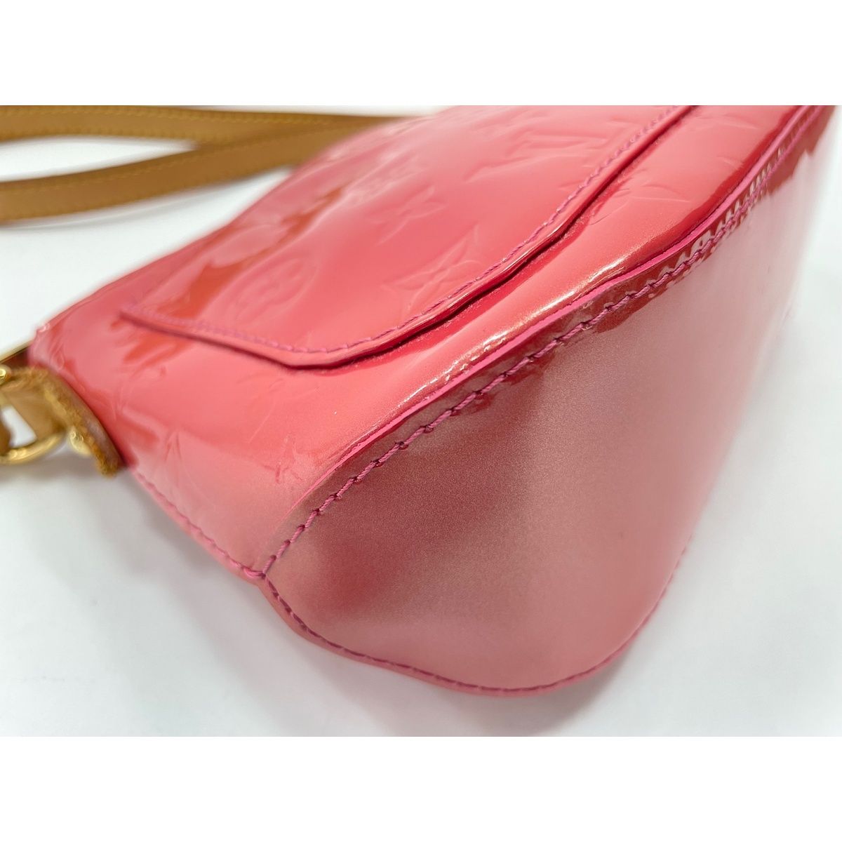 Louis Vuitton Shoulder Bag Vernis Minna Street — view 7