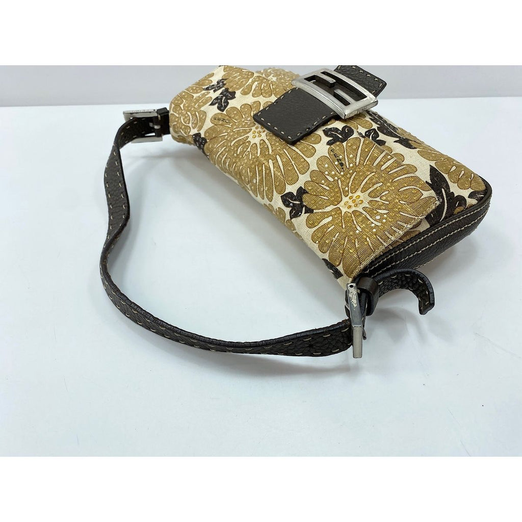 Fendi Shoulder Bag Canvas Mamma Bucket — view 7