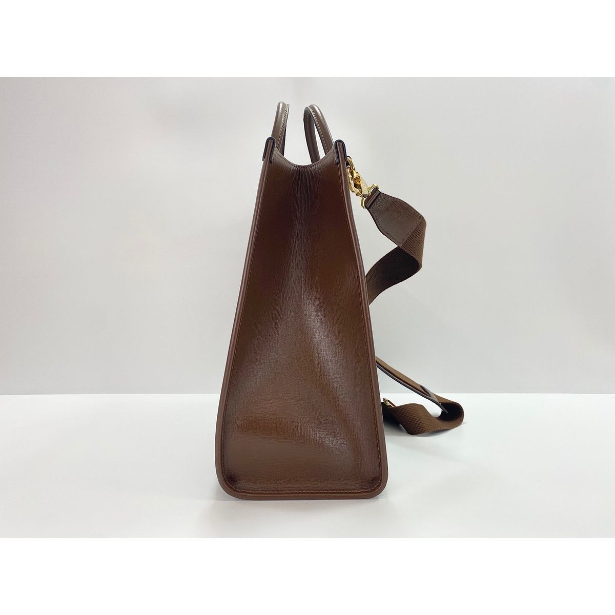 Gucci Handbag GG Supreme 2-Way — view 3
