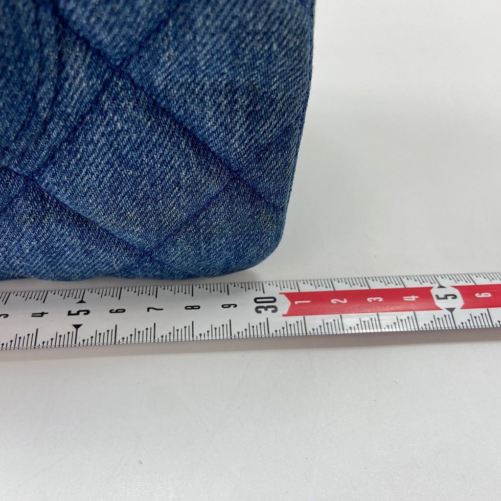 Chanel Handbag Quilted Blue — view 4