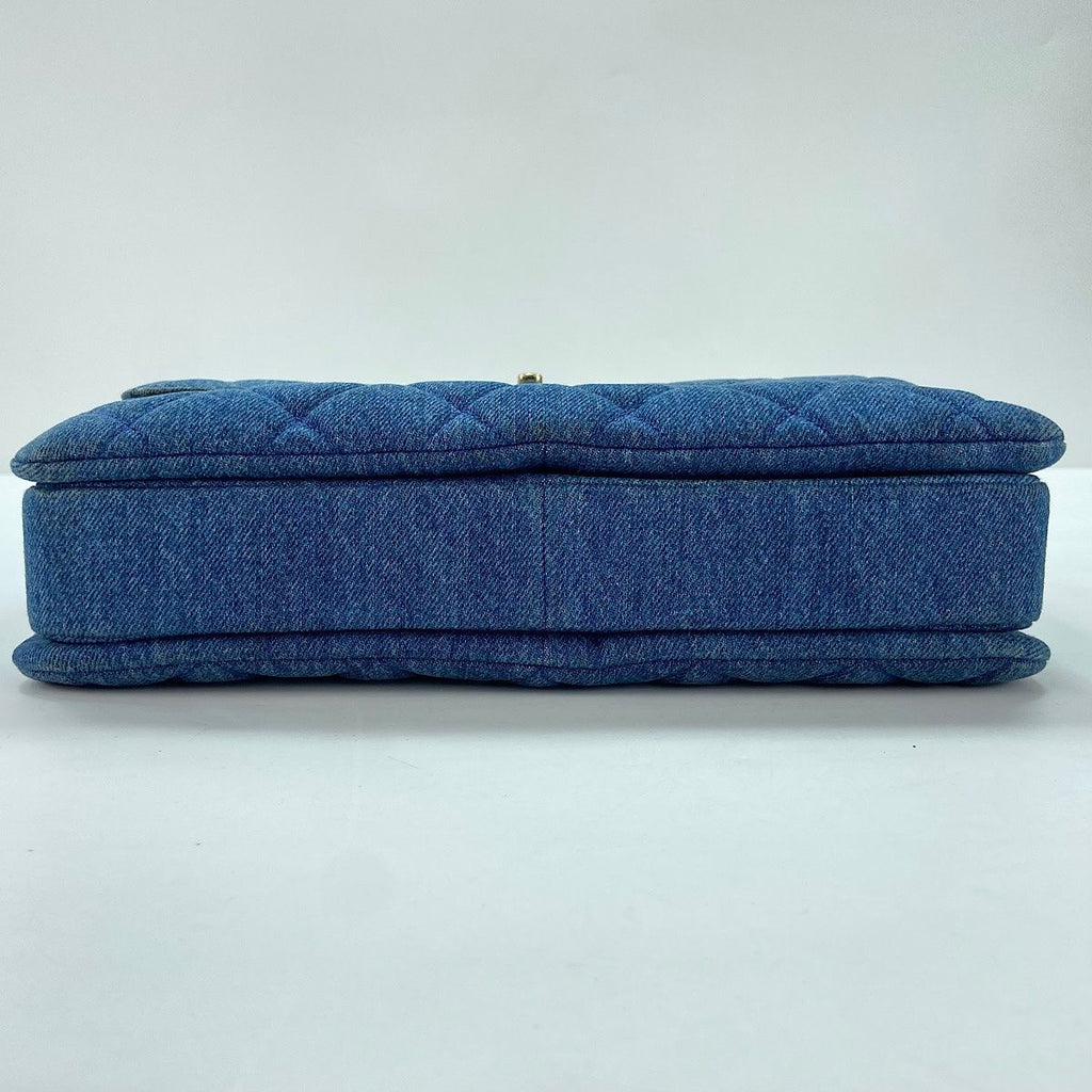 Chanel Handbag Quilted Blue — view 7