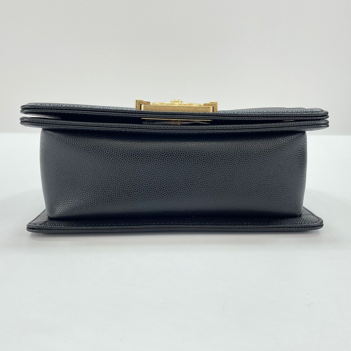 Chanel Shoulder Bag Boy Small — view 7