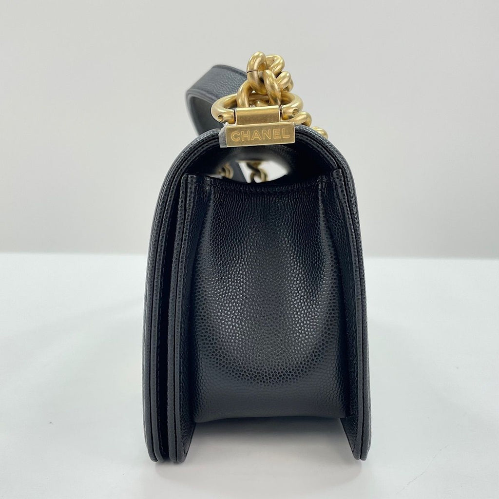 Chanel Shoulder Bag Boy Small — view 6