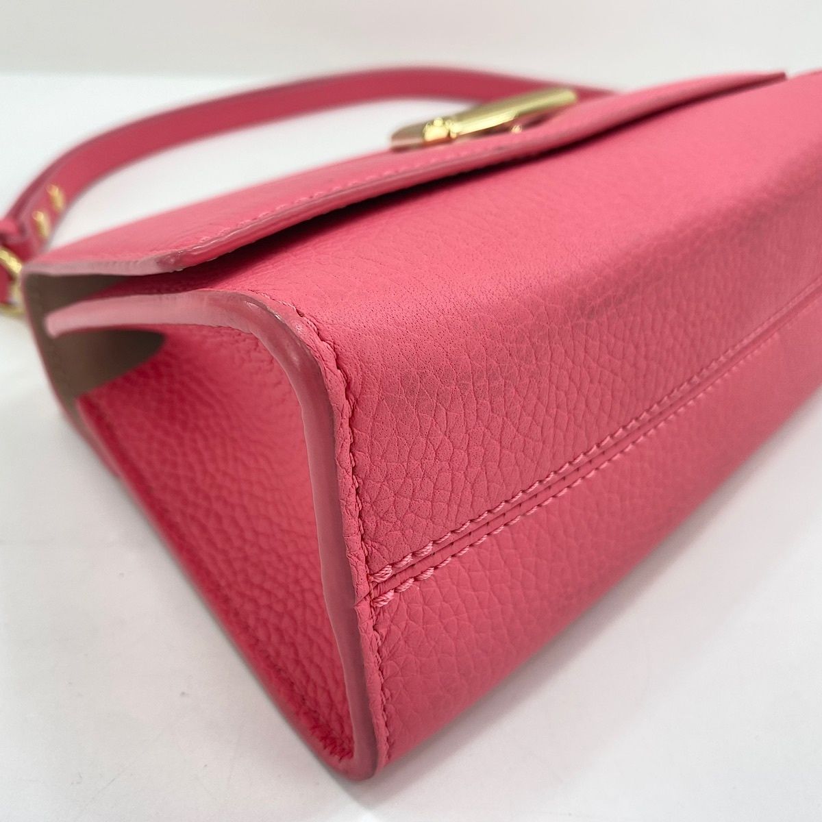 Louis Vuitton Handbag Twist One Handle BB — view 8