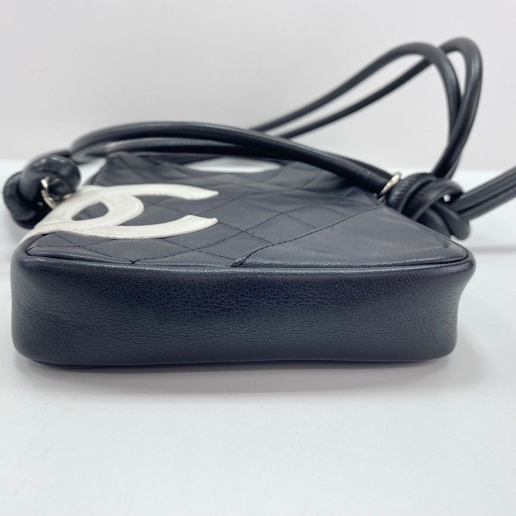 Chanel Shoulder Bag Cambon Line — view 6
