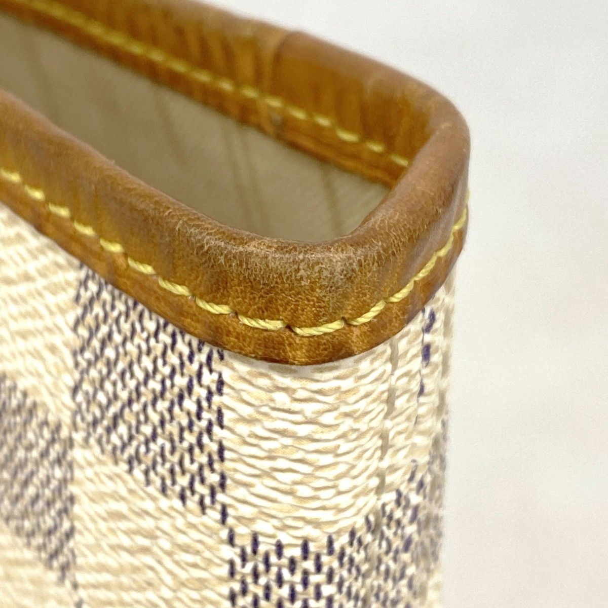 Louis Vuitton Tote Damier Azur Neverfull MM White — view 8