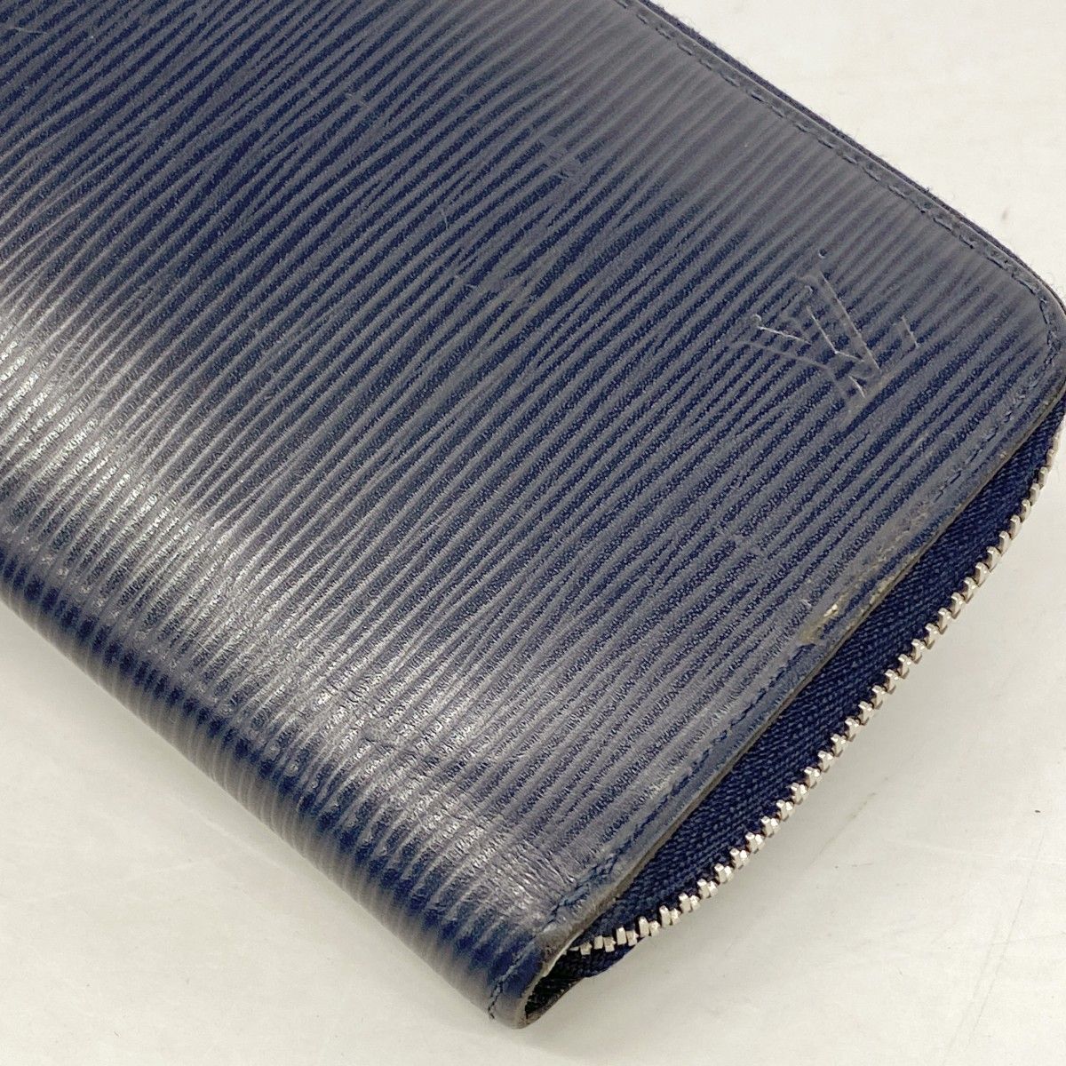Louis Vuitton Wallet Epi Zippy Vertical Blue Marine — view 8