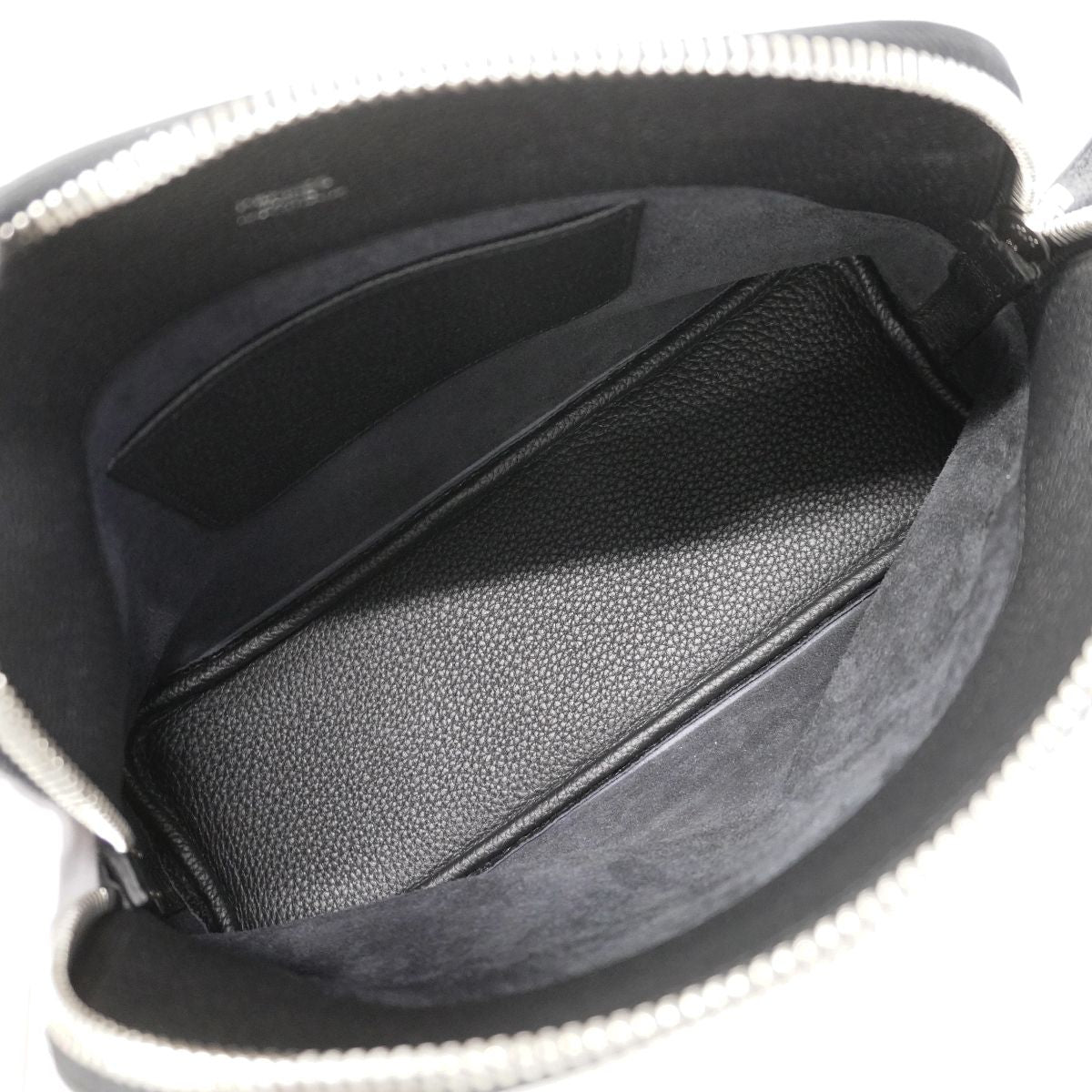Hermes Shoulder Bag Bolide Messenger Togo Black Silver — view 4