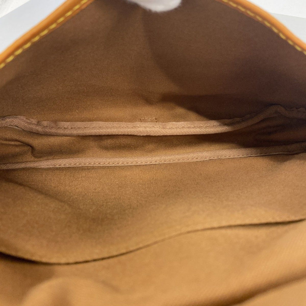 Louis Vuitton Shoulder Bag Monogram Saumur 30 Brown — view 4