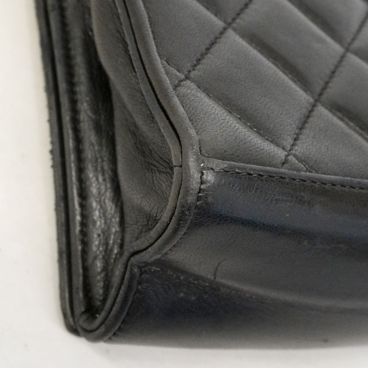 Chanel Shoulder Bag Quilted Lambskin Black Gold — view 7