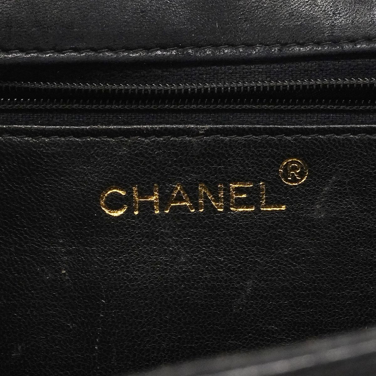 Chanel Shoulder Bag Quilted Lambskin Black Gold — view 5