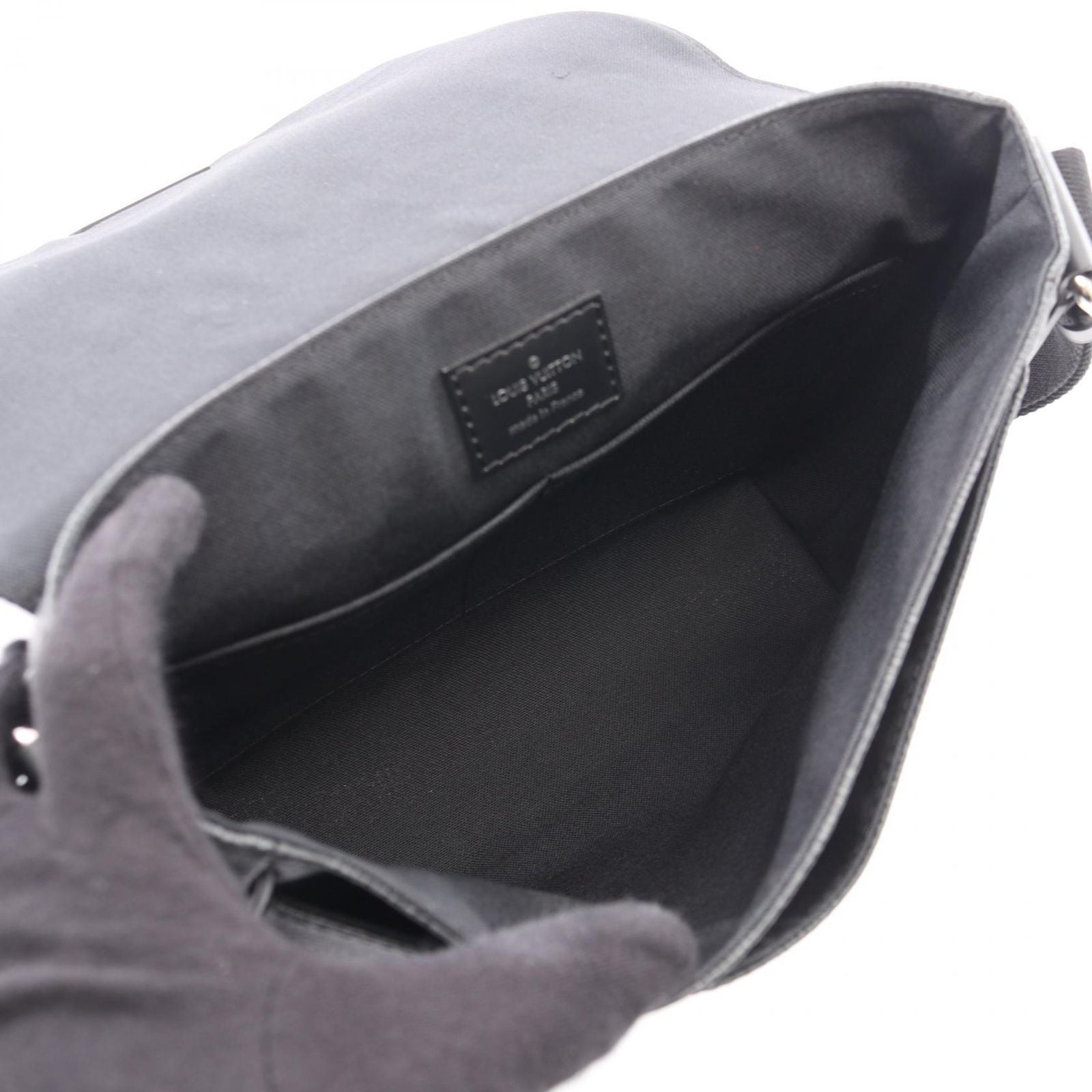 Louis Vuitton Shoulder Bag District PM Damier Graphite Canvas Leather — view 3