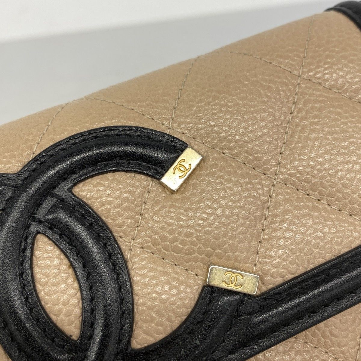 Chanel Wallet CC Filigree Caviar Leather Beige Gold — view 8