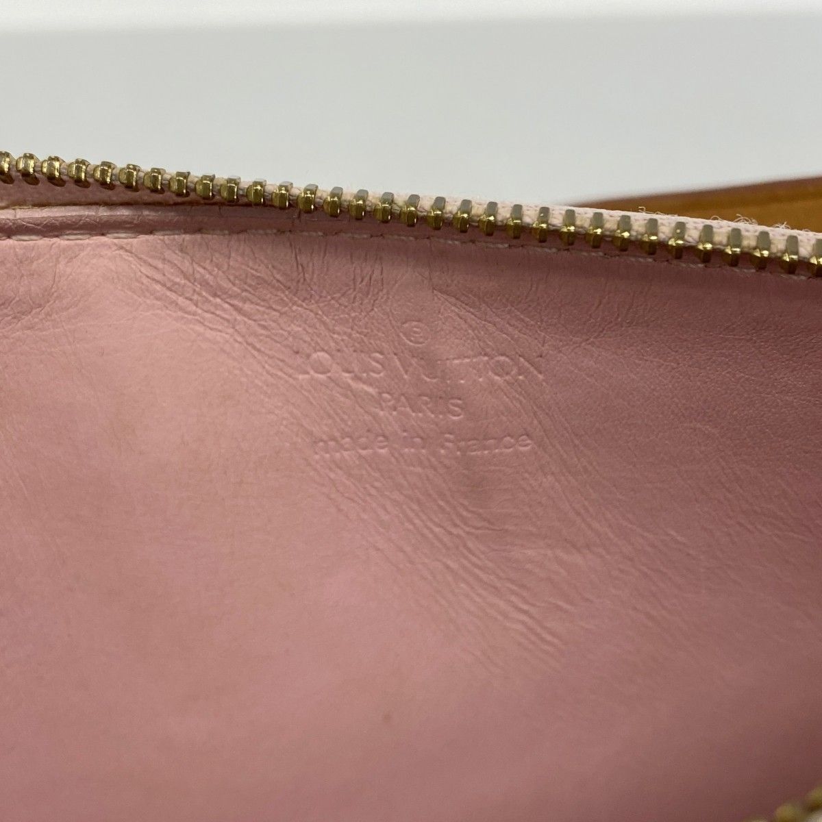Louis Vuitton Pouch Vernis Lexington Marshmallow Pink — view 5