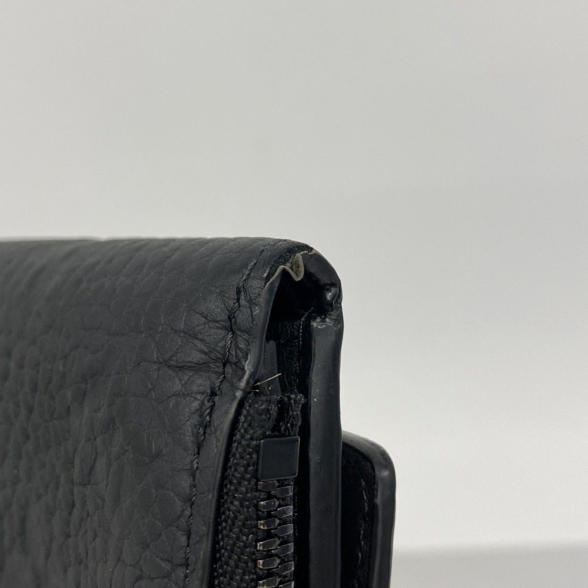 Louis Vuitton Trifold Wallet Monogram Empreinte Portefeuille Pilot Noir — view 5
