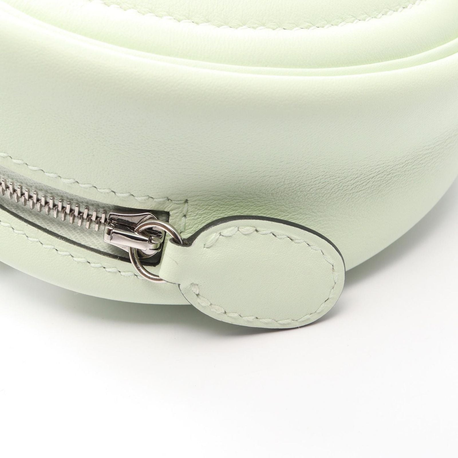 Hermes Waist Bag in the Loop Verso Vert Fizz Movepel Leather in the — view 7