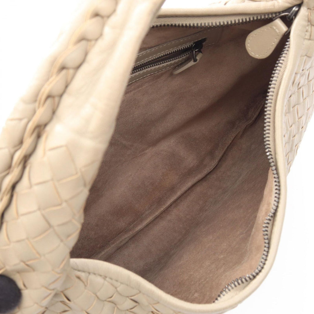 Bottega Veneta Shoulder Bag Intrecciato Beige Leather — view 3
