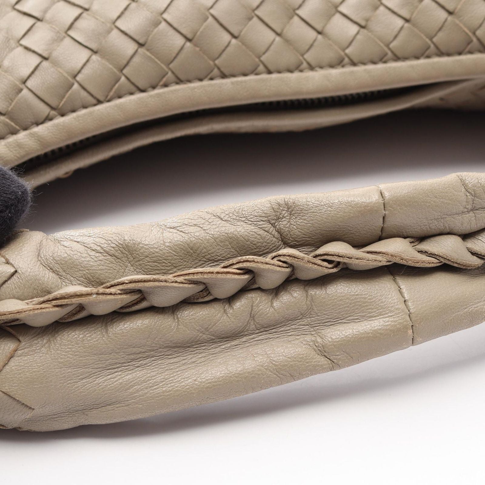 Bottega Veneta Shoulder Bag Intrecciato Beige Leather — view 7