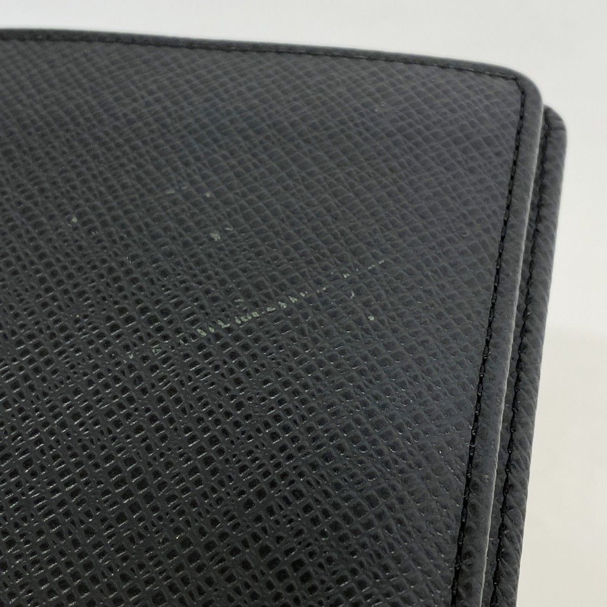 Louis Vuitton Wallet Taiga Portefeuille Brazza Ardoise — view 6