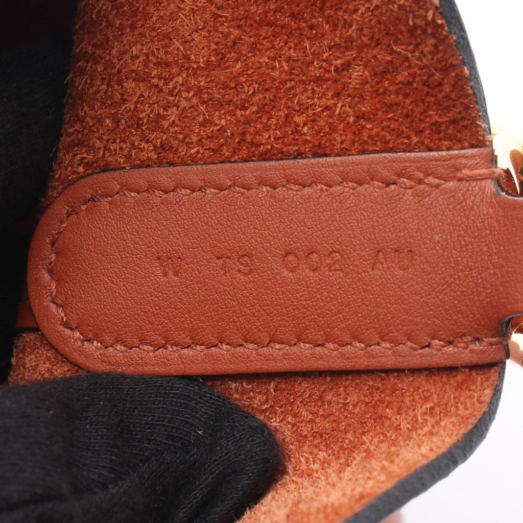 Hermes Handbag in the Loop 18 Brick Leather — view 5