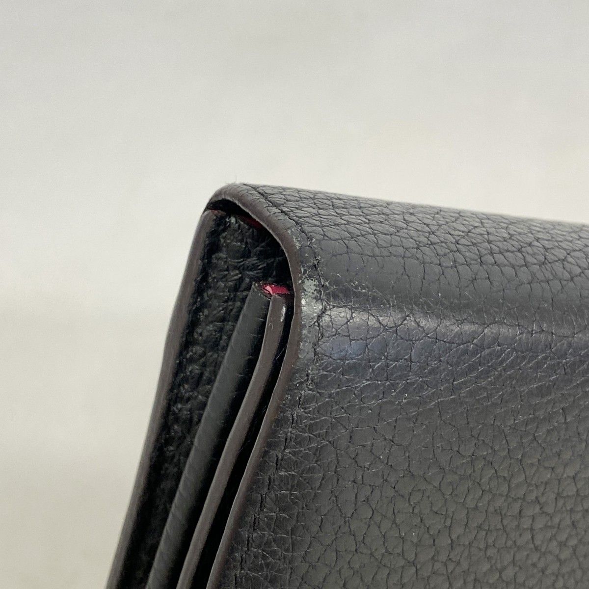 Louis Vuitton Wallet Taurillon Portefeuille Capucines Noir — view 7