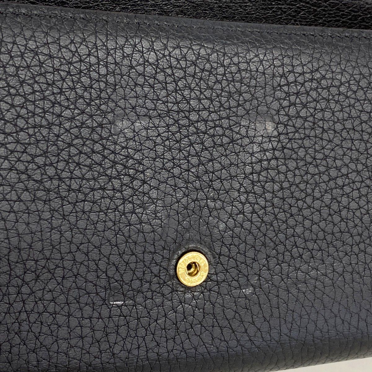 Louis Vuitton Wallet Taurillon Portefeuille Capucines Noir — view 8