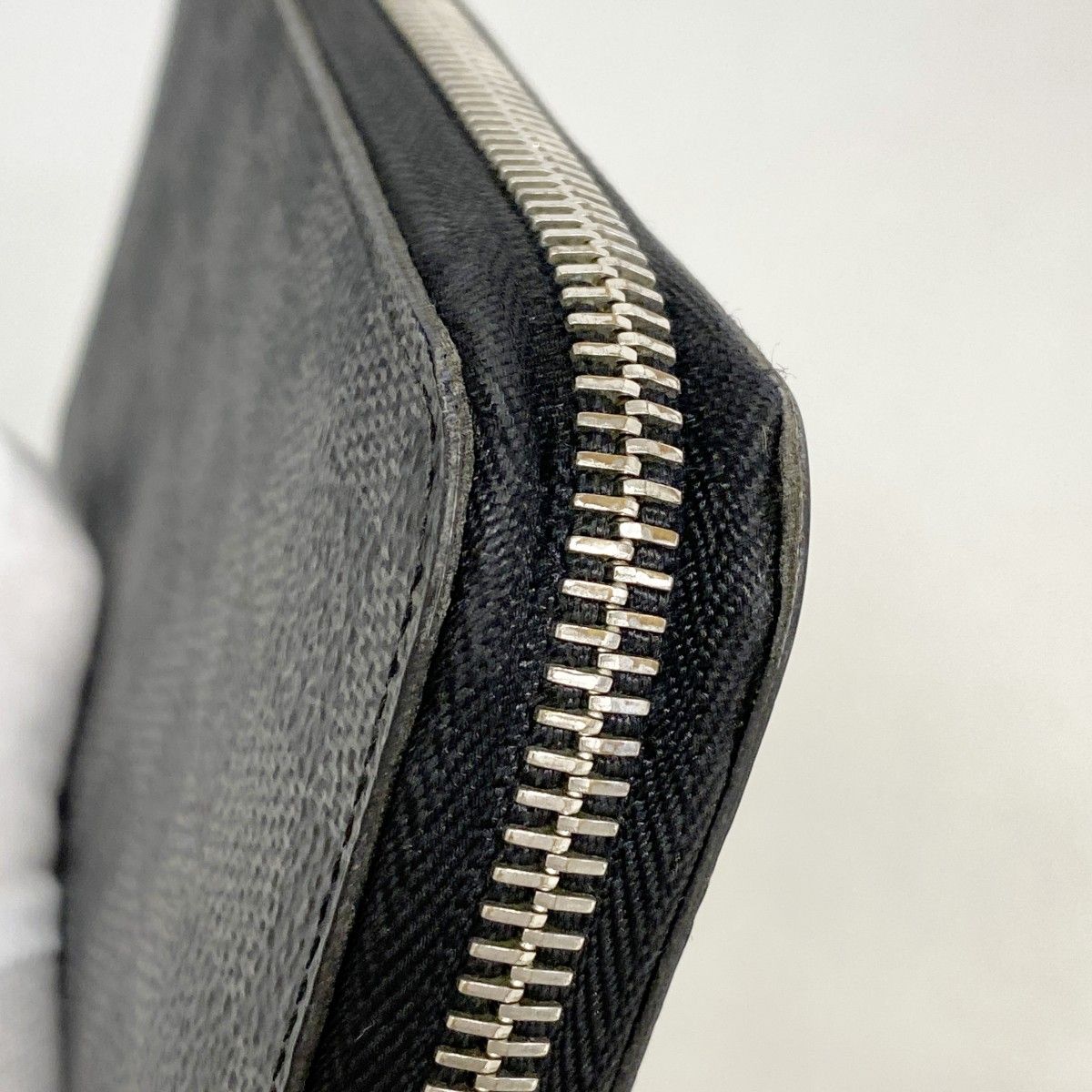 Louis Vuitton Wallet Damier Graphite Zippy Vertical Black — view 6