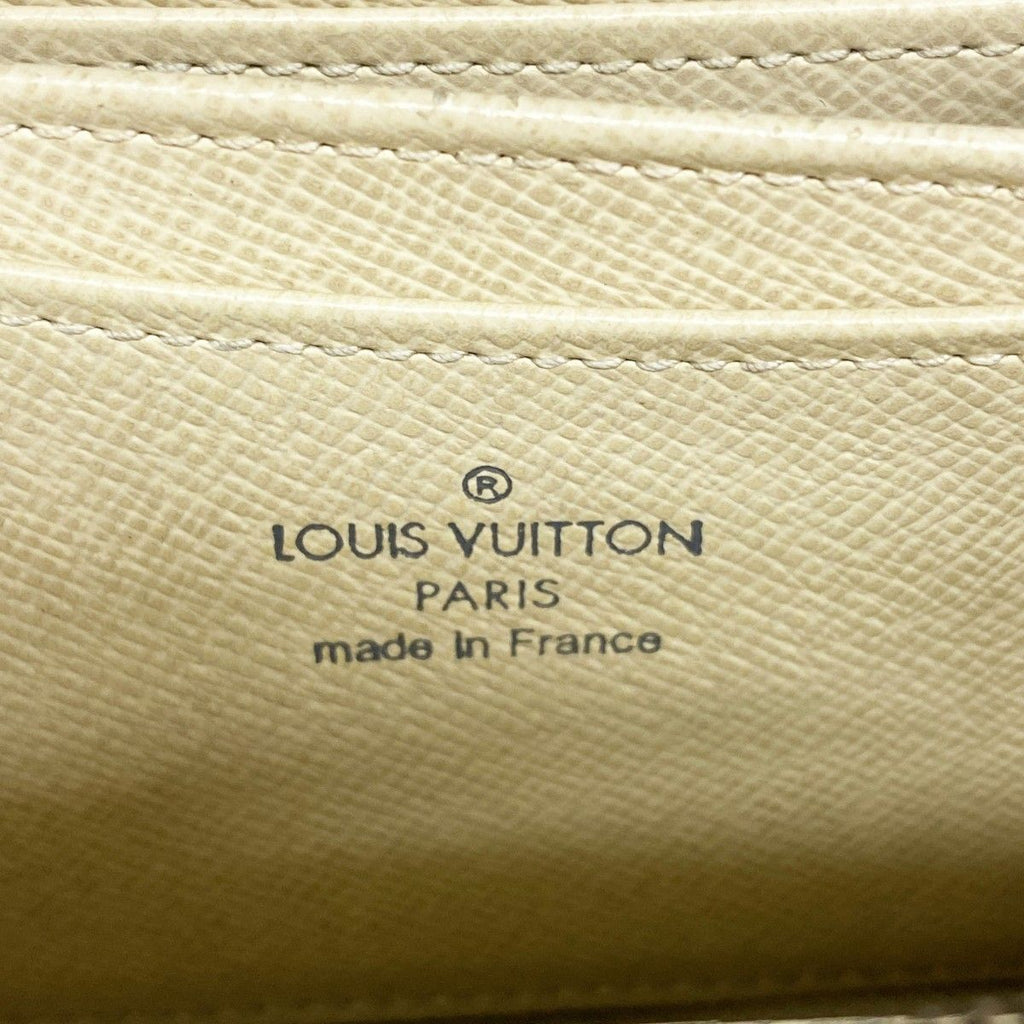 Louis Vuitton Coin Case Damier Azur Zippy Purse White — view 4