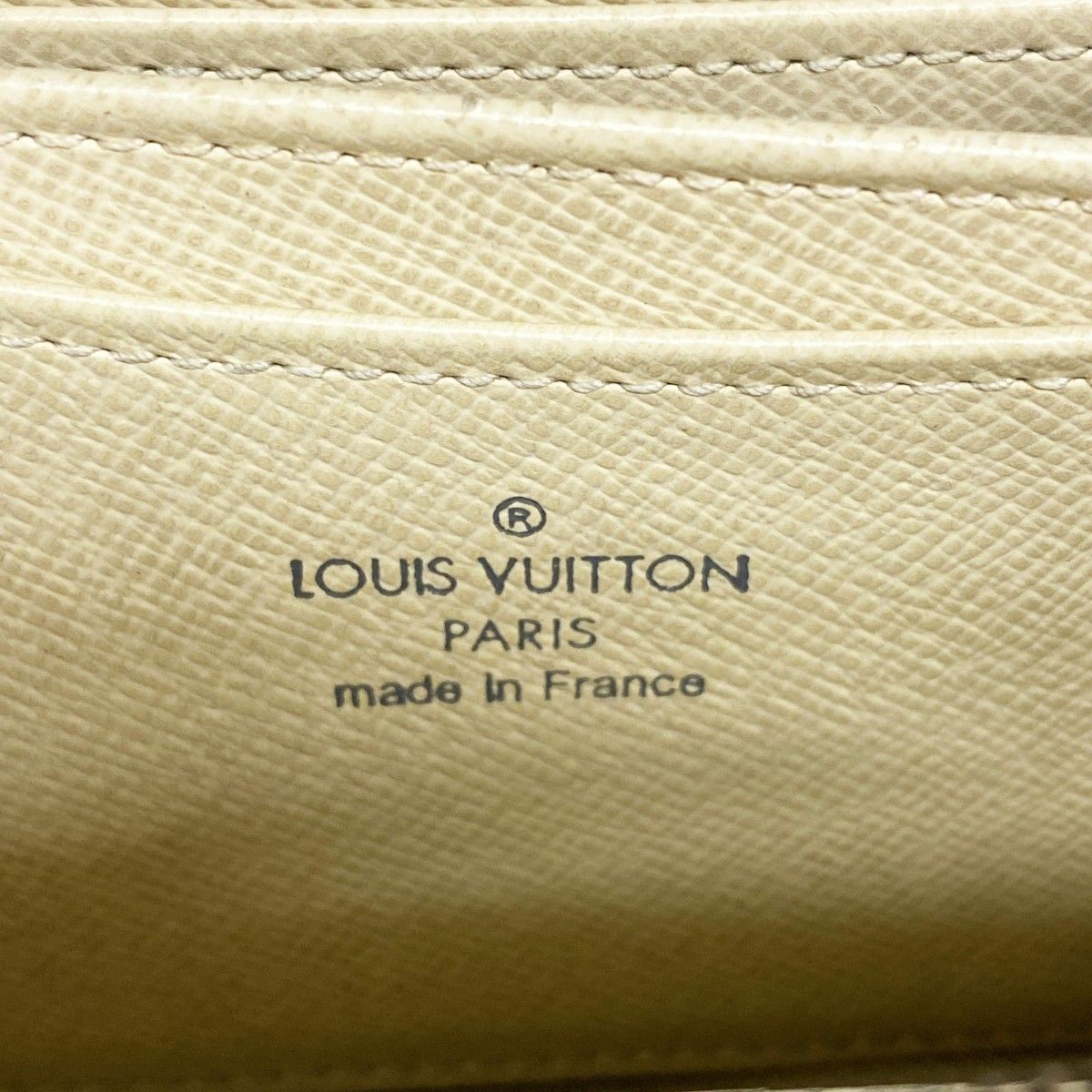 Louis Vuitton Coin Case Damier Azur Zippy Purse White — view 4