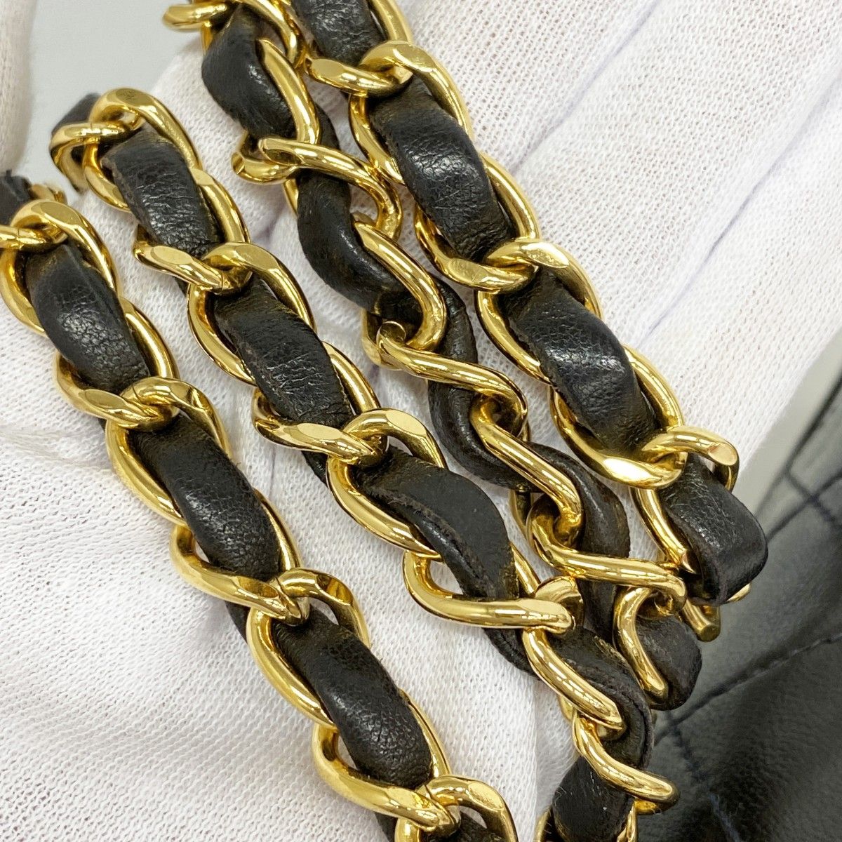 Chanel Shoulder Bag Quilted Lambskin Black Gold — view 7
