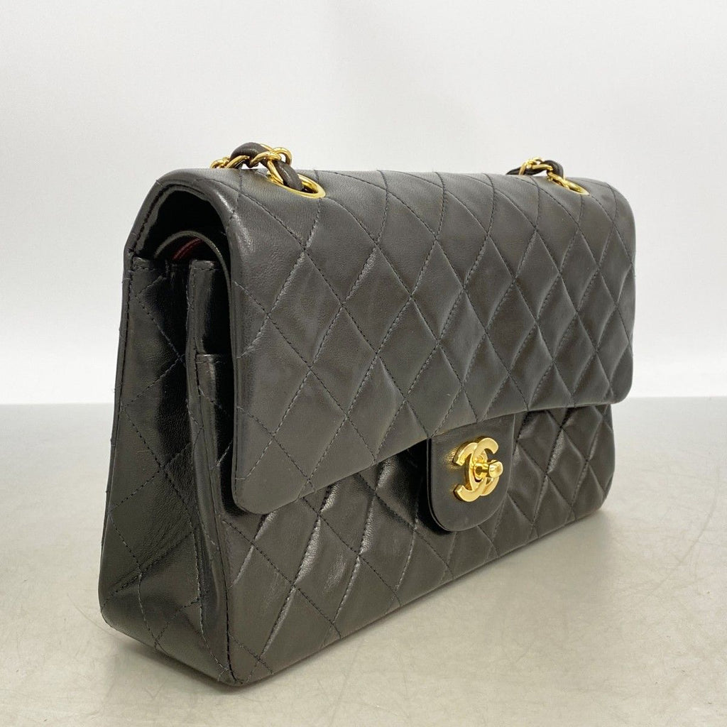 Chanel Shoulder Bag Quilted Lambskin Black Gold — view 2