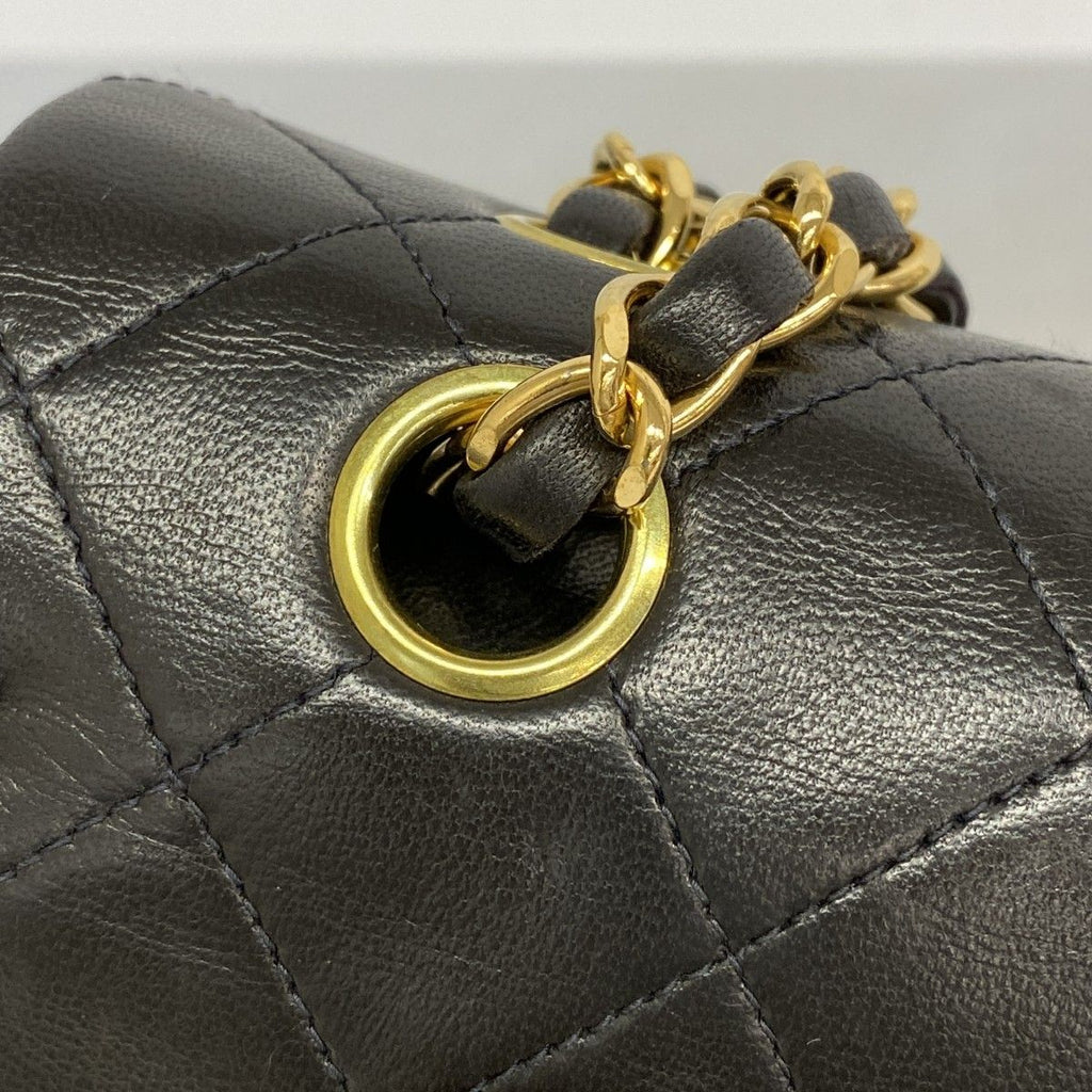 Chanel Shoulder Bag Quilted Lambskin Black Gold — view 8