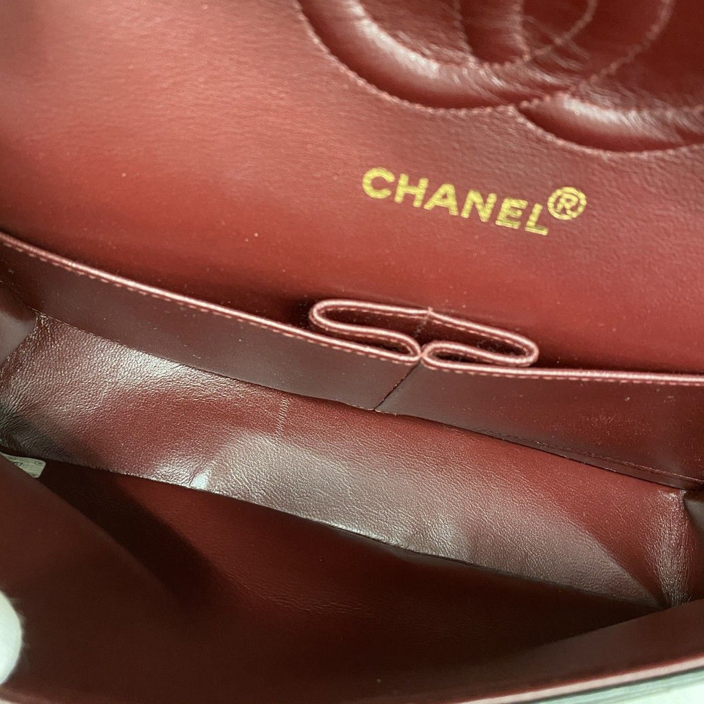 Chanel Shoulder Bag Quilted Lambskin Black Gold — view 4