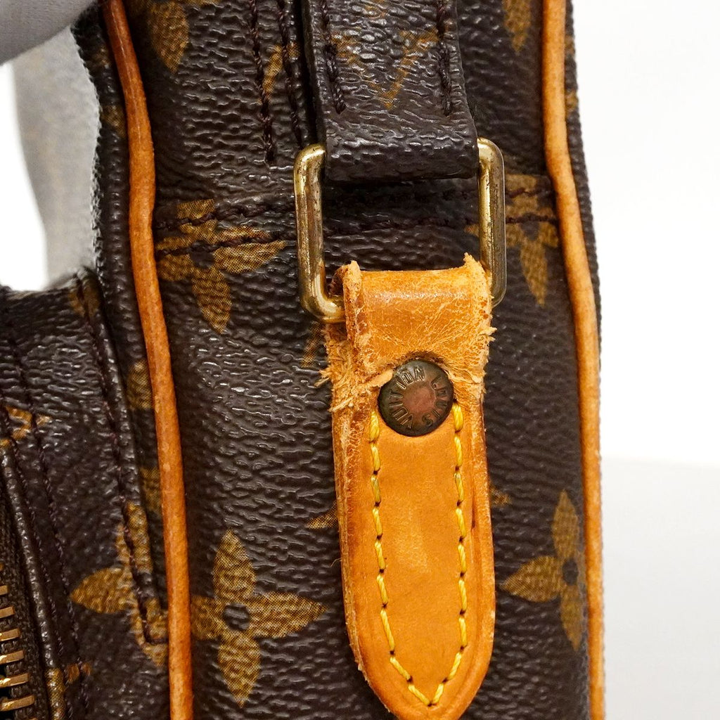 Louis Vuitton Shoulder Bag Monogram Amazon Brown — view 8